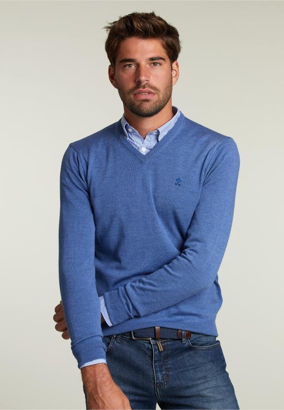 Pull en V sur mesure en mérinos bleu mix urbain