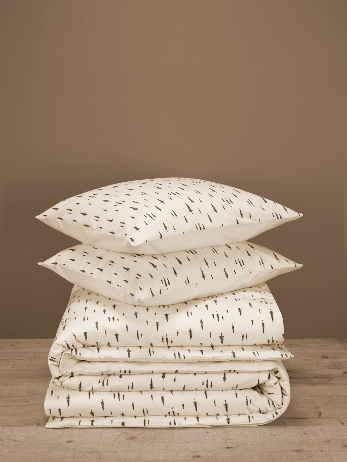 TANGLE Collection - Dentree Soft White